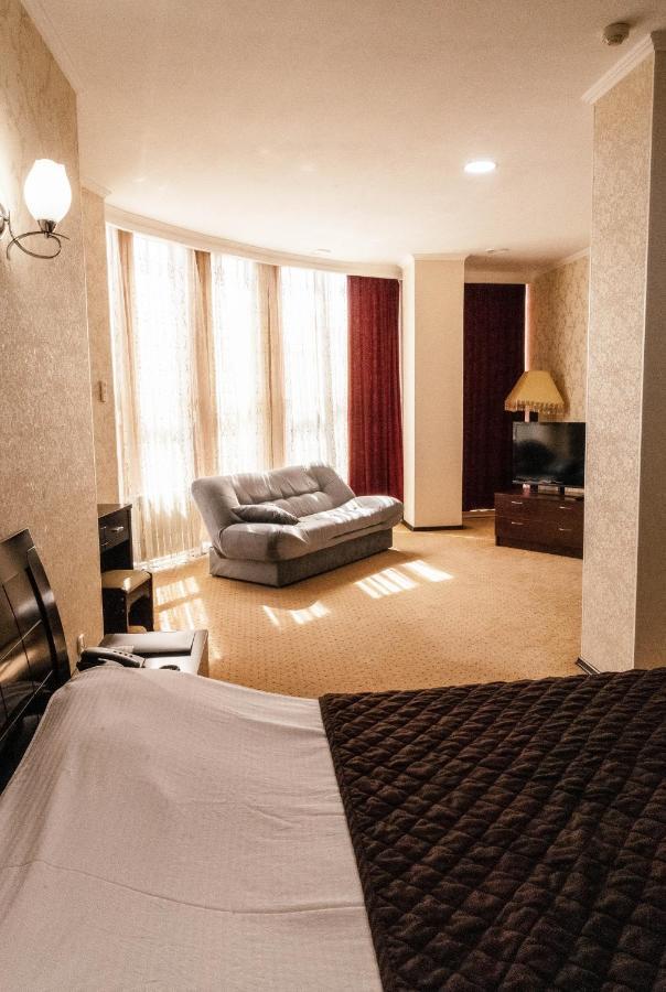 Golden Palace Aktau  Extérieur photo