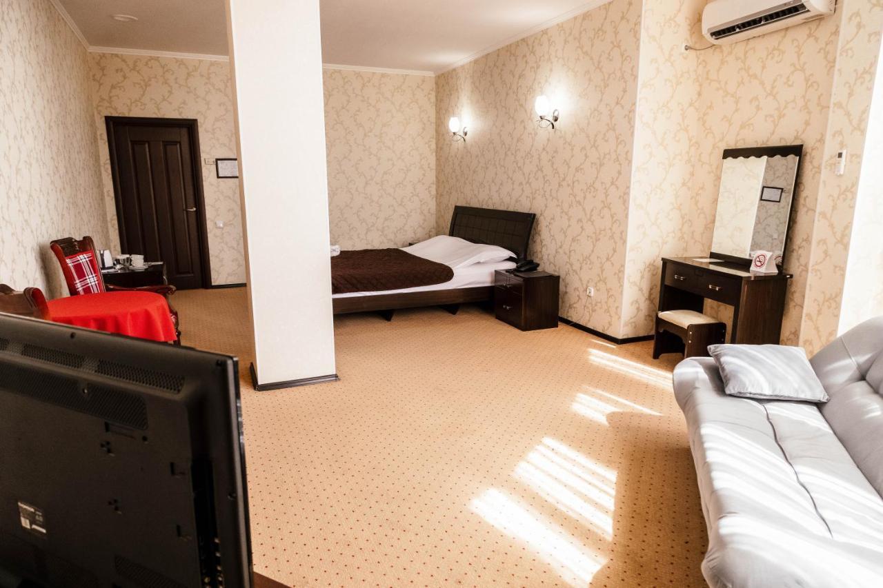 Golden Palace Aktau  Extérieur photo