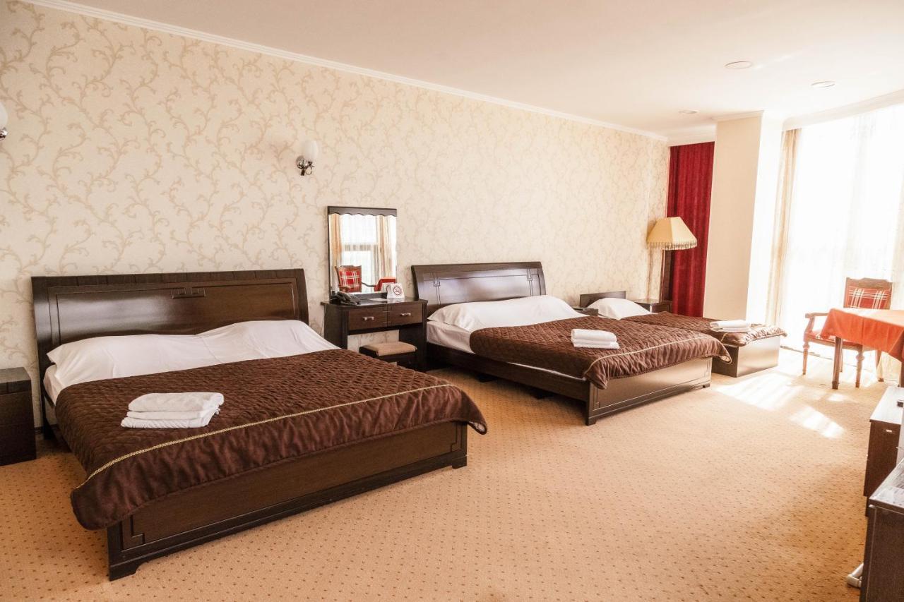 Golden Palace Aktau  Extérieur photo