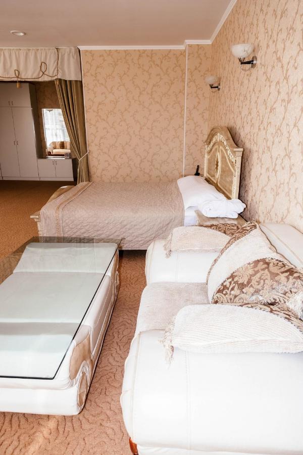 Golden Palace Aktau  Extérieur photo