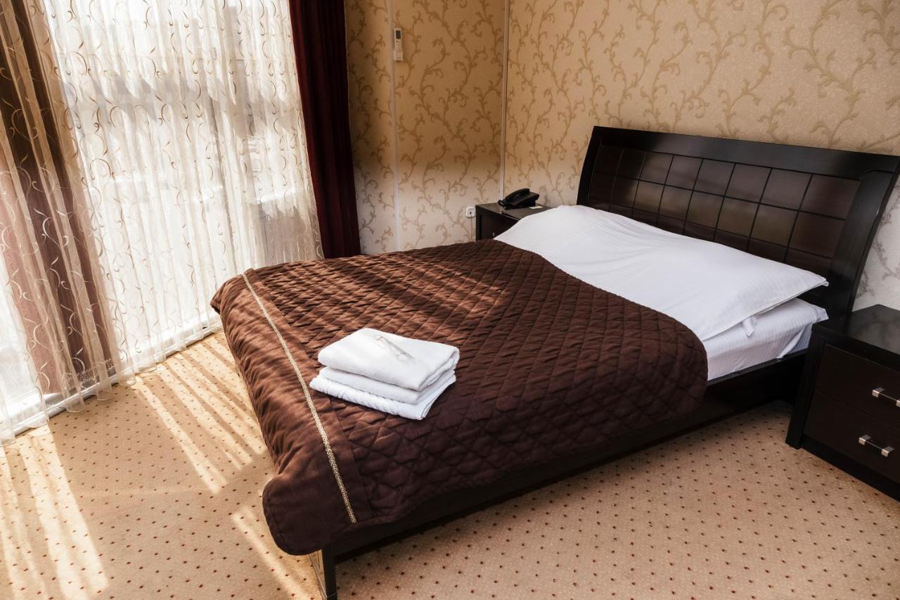 Golden Palace Aktau  Extérieur photo